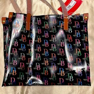 Dooney & Bourke Black medium black shopper tote bag